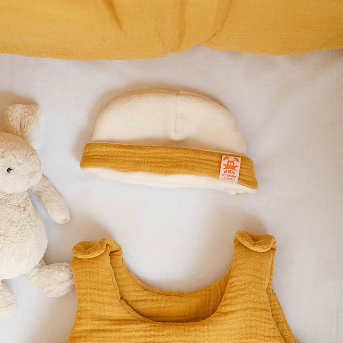 Muts newborn - wit/honing